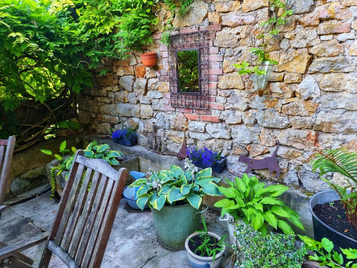 Bed and Breakfast L'Ancienne Forge De Crégols Exterior foto